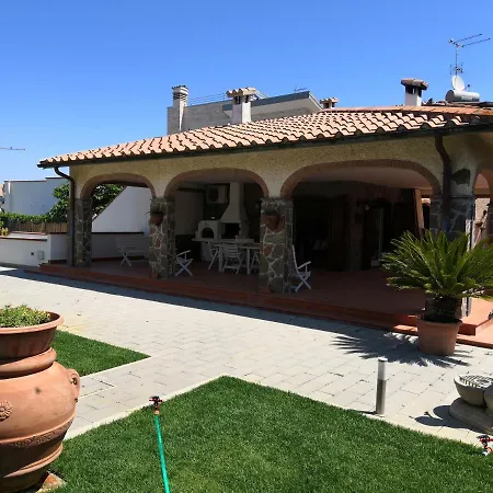Bed & Breakfast Casa Mari Principina Terra