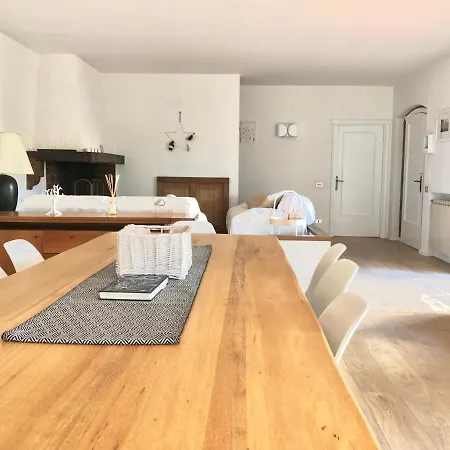 Bed & Breakfast Casa Mari *