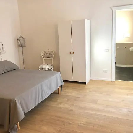 Bed & Breakfast Casa Mari *
